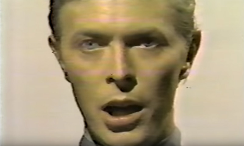 David Bowie performs Space Oddity on Dick Clark's Salute To The Seventies